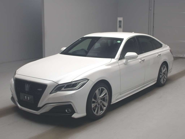 TOYOTA CROWN 2022