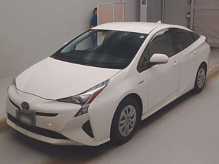 TOYOTA PRIUS 2017