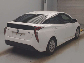 TOYOTA PRIUS 2017