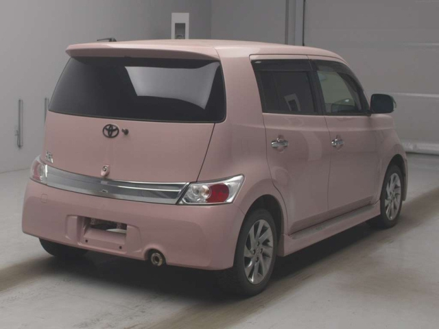 TOYOTA BB 2016