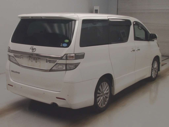 TOYOTA VELLFIRE 2012