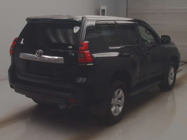 TOYOTA LAND CRUISER PRADO 2017