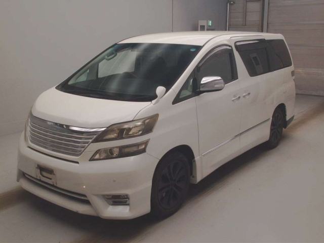 TOYOTA VELLFIRE 2010