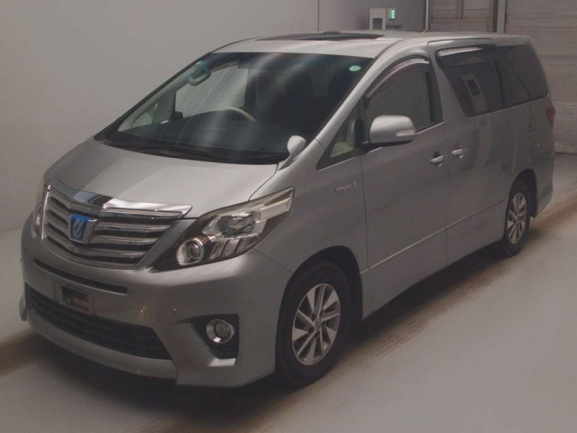 TOYOTA ALPHARD 2013