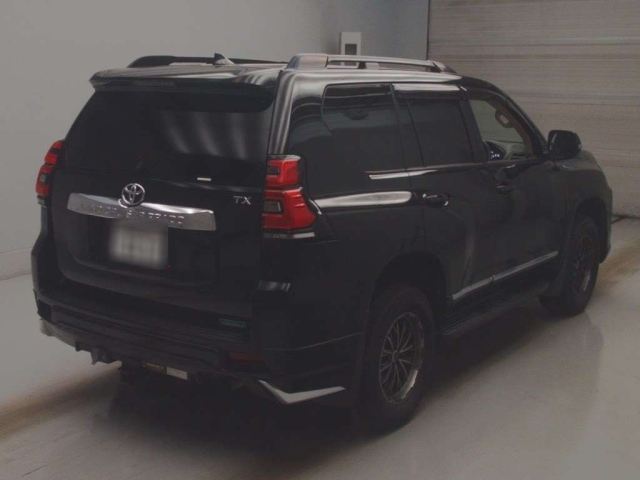 TOYOTA LAND CRUISER PRADO 2021