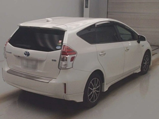 TOYOTA PRIUS ALPHA 2020