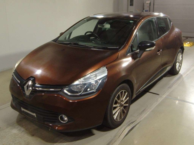 RENAULT LUTECIA 2015