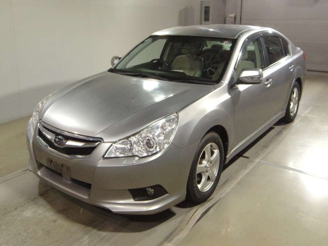 SUBARU LEGACY B4 2010