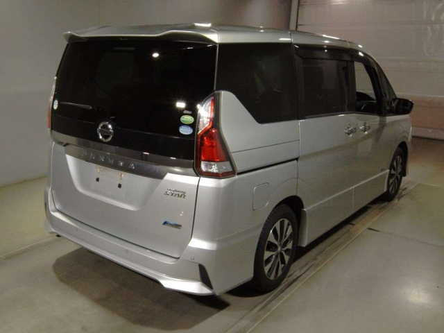 NISSAN SERENA 2017