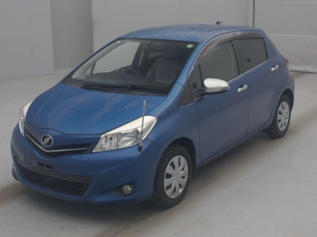 TOYOTA VITZ 2014