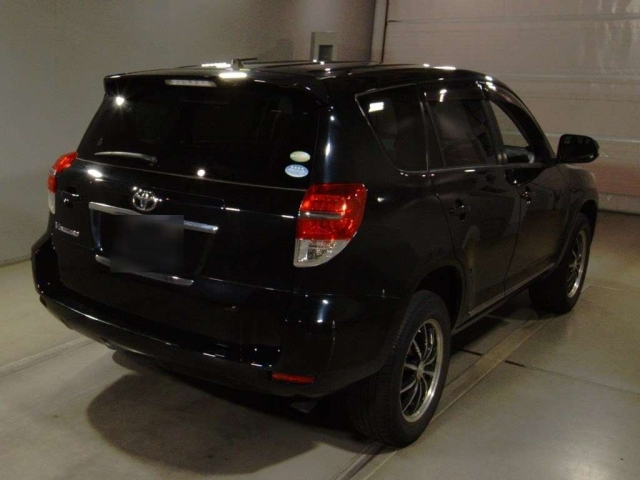 TOYOTA VANGUARD 2010