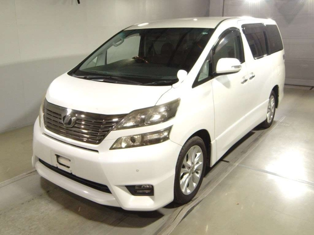 TOYOTA VELLFIRE 2010