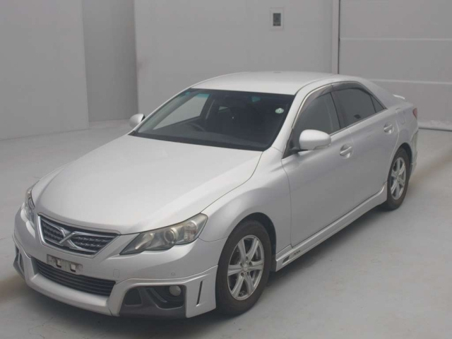 TOYOTA MARK X 2010