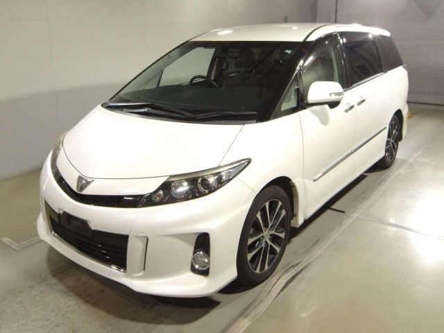 TOYOTA ESTIMA 2015