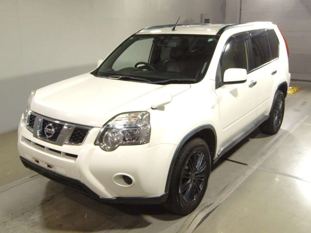NISSAN X-TRAIL 2013
