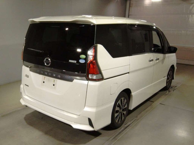 NISSAN SERENA 2018