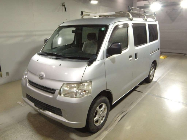 TOYOTA LITE ACE VAN 2016