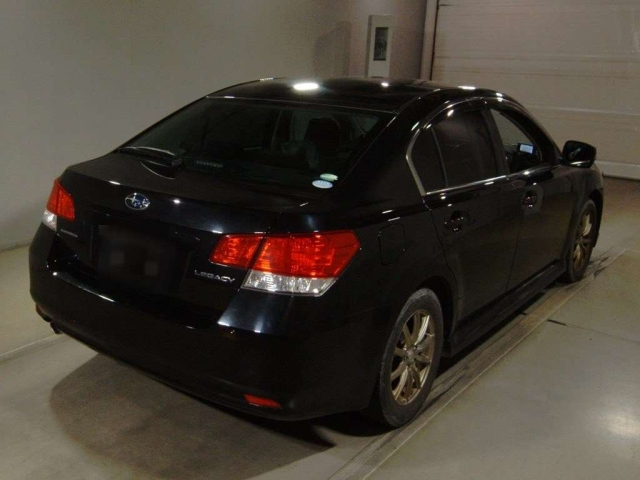 SUBARU LEGACY B4 2013