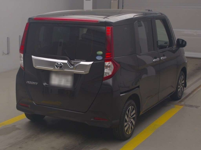 TOYOTA ROOMY 2019