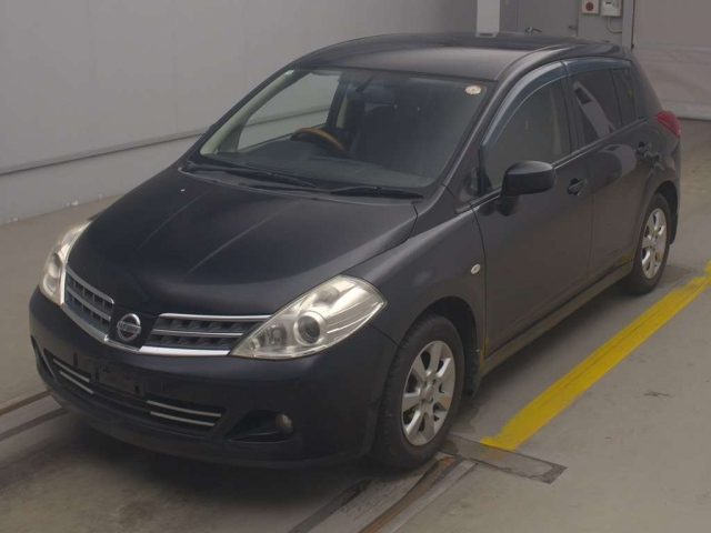 NISSAN TIIDA 2012