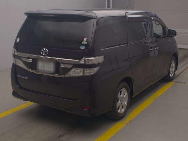 TOYOTA VELLFIRE 2013
