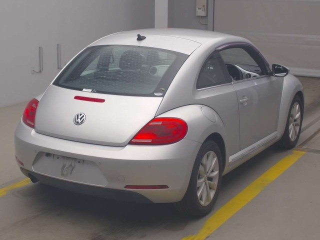 VOLKSWAGEN THE BEETLE 2014