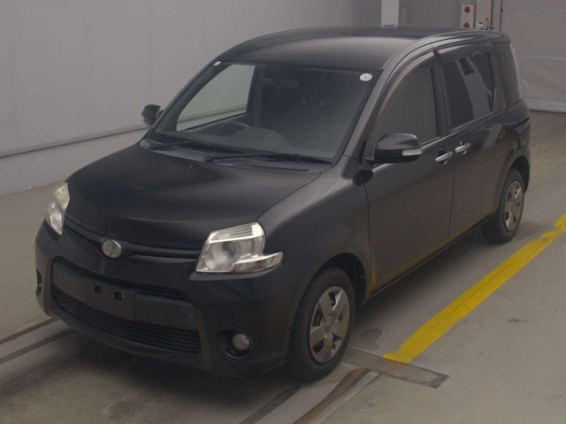 TOYOTA SIENTA 2012