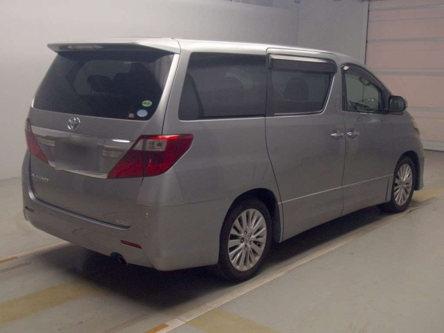 TOYOTA ALPHARD 2014