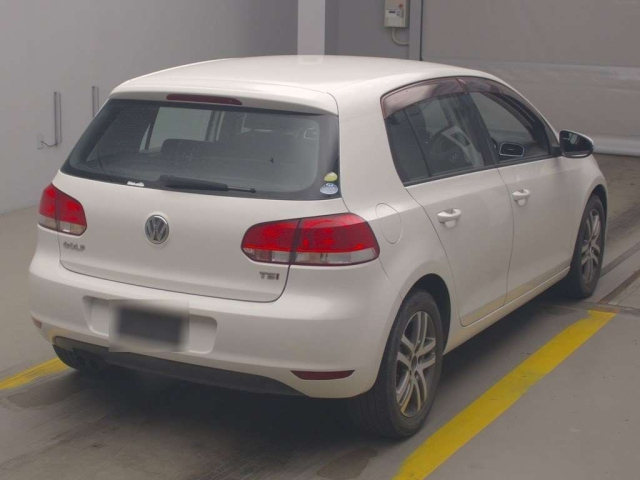 VOLKSWAGEN GOLF 2011
