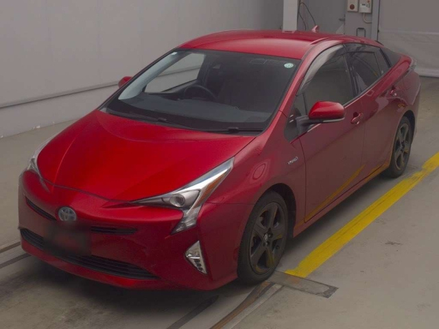 TOYOTA PRIUS 2016