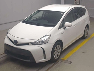 TOYOTA PRIUS ALPHA 2020