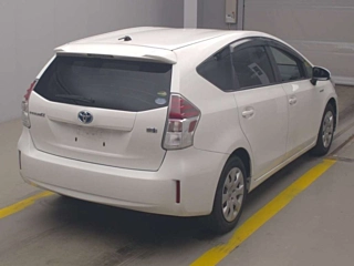 TOYOTA PRIUS ALPHA 2020