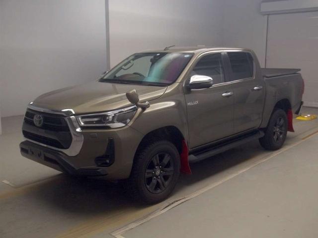 TOYOTA HILUX 2023