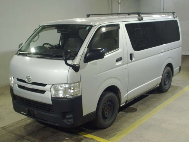 TOYOTA REGIUS ACE VAN 2018