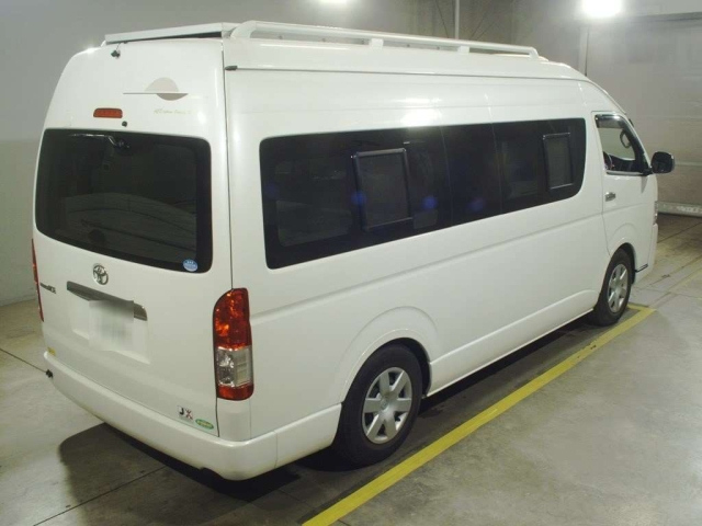 TOYOTA REGIUS ACE VAN 2017