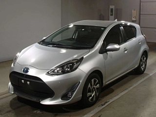 TOYOTA AQUA 2020