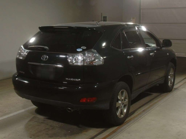 TOYOTA HARRIER 2011