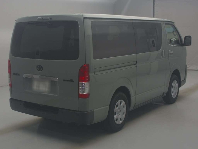 TOYOTA HIACE VAN 2024