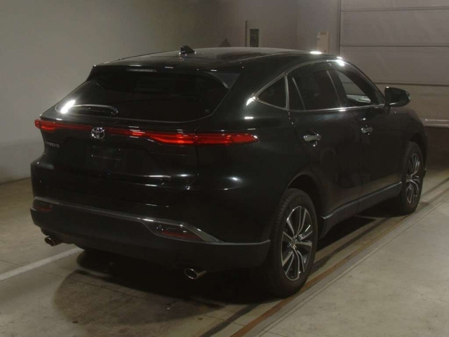 TOYOTA HARRIER 2022