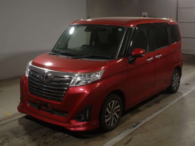 TOYOTA ROOMY 2017