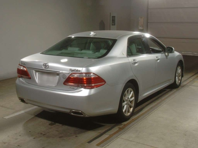 TOYOTA CROWN 2011