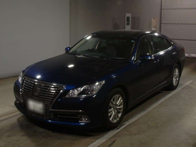 TOYOTA CROWN 2013
