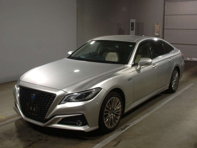 TOYOTA CROWN 2020