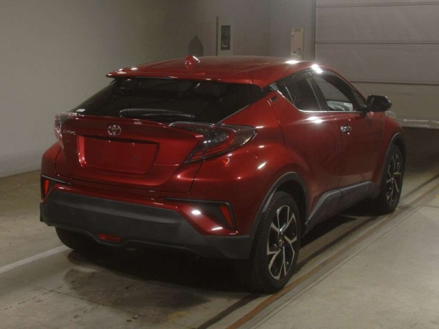TOYOTA C-HR 2016