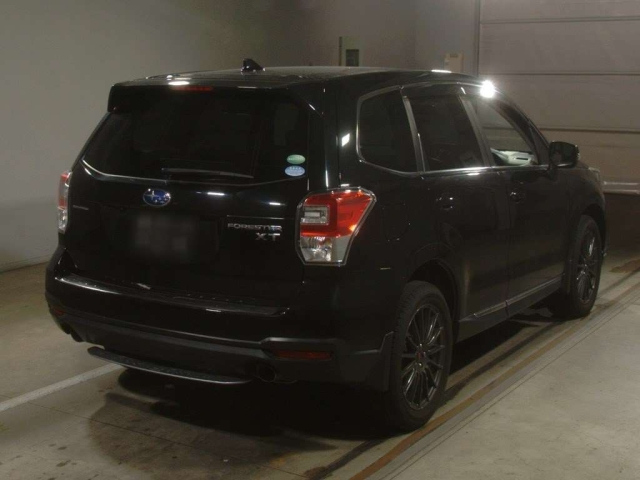 SUBARU FORESTER 2017