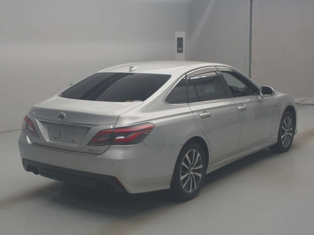 TOYOTA CROWN 2020