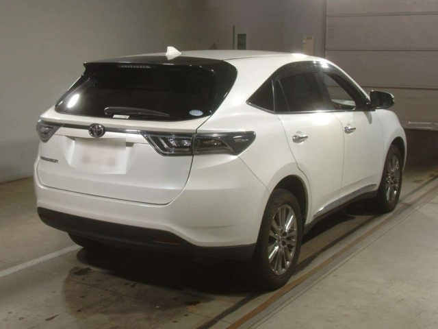 TOYOTA HARRIER 2015
