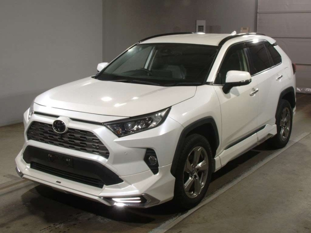 TOYOTA RAV4 2021