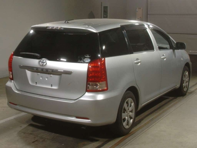 TOYOTA WISH 2008