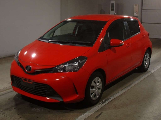 TOYOTA VITZ 2016